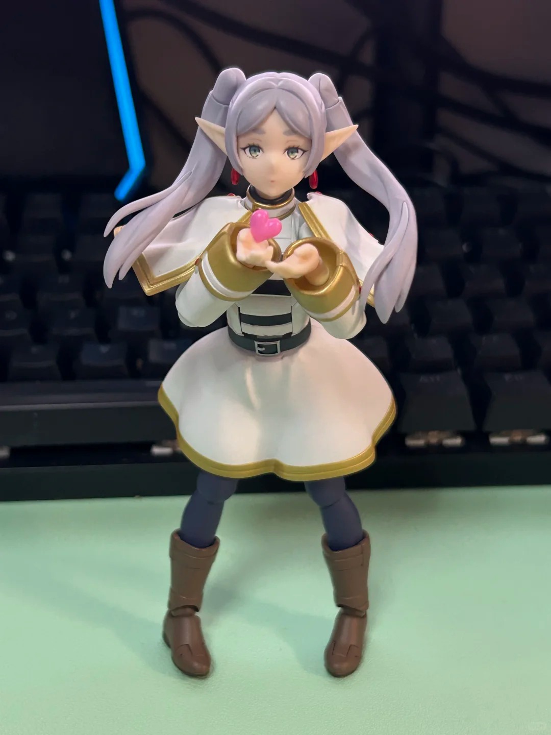 ฟิกม่า ฟรีเรน ดีเอ็กซ์ อิดิชั่ - Good Smile Company Figma บทวิจารณ์และราคา