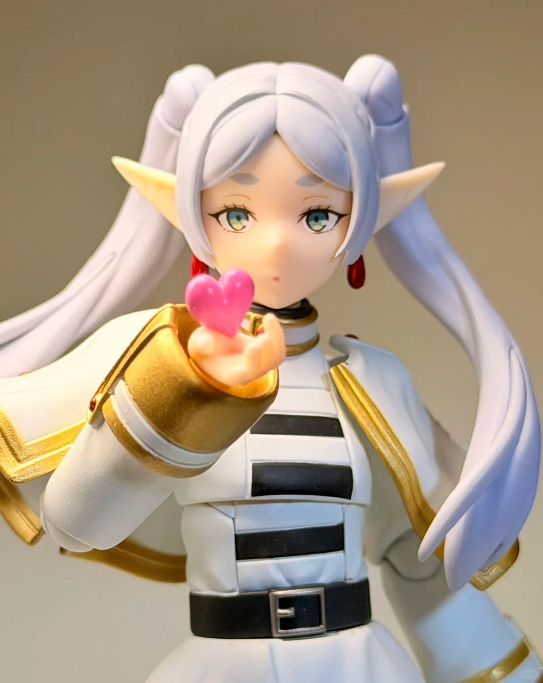 ฟิกม่า ฟรีเรน ดีเอ็กซ์ อิดิชั่ - Good Smile Company Figma บทวิจารณ์และราคา